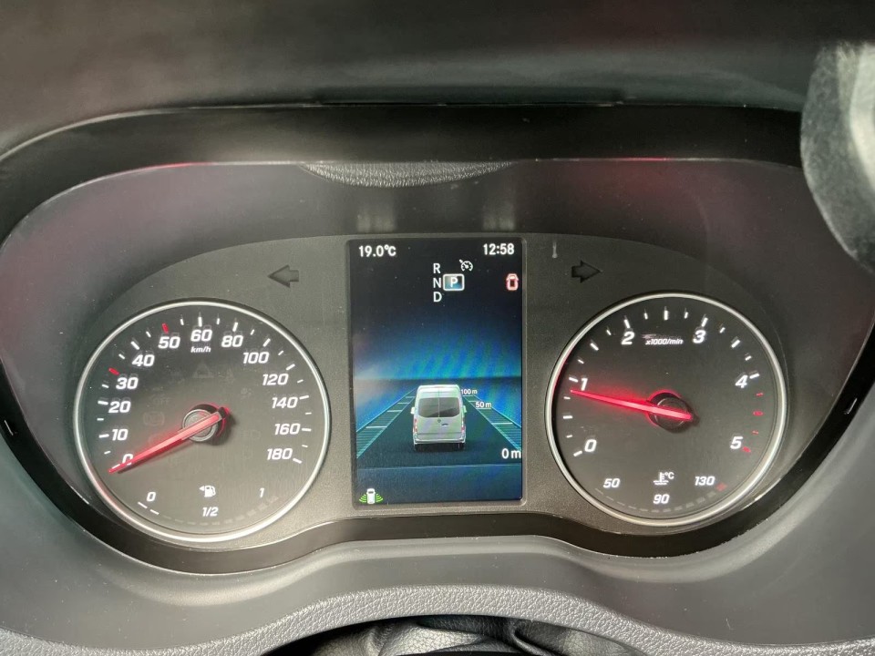 Mercedes-Benz Sprinter Tourer 317CDI L3H2 - foto 15