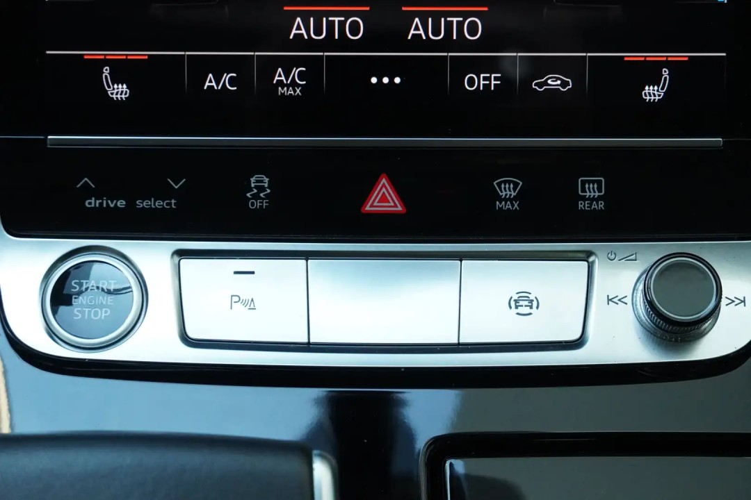 Audi Q7 55 TFSIe quattro - foto 22