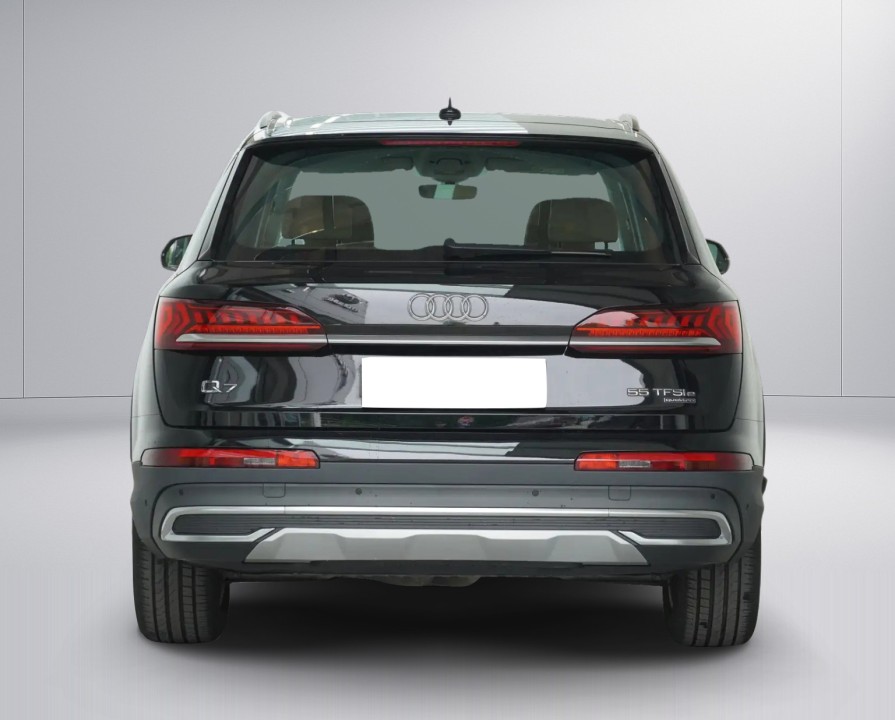 Audi Q7 55 TFSIe quattro (4)