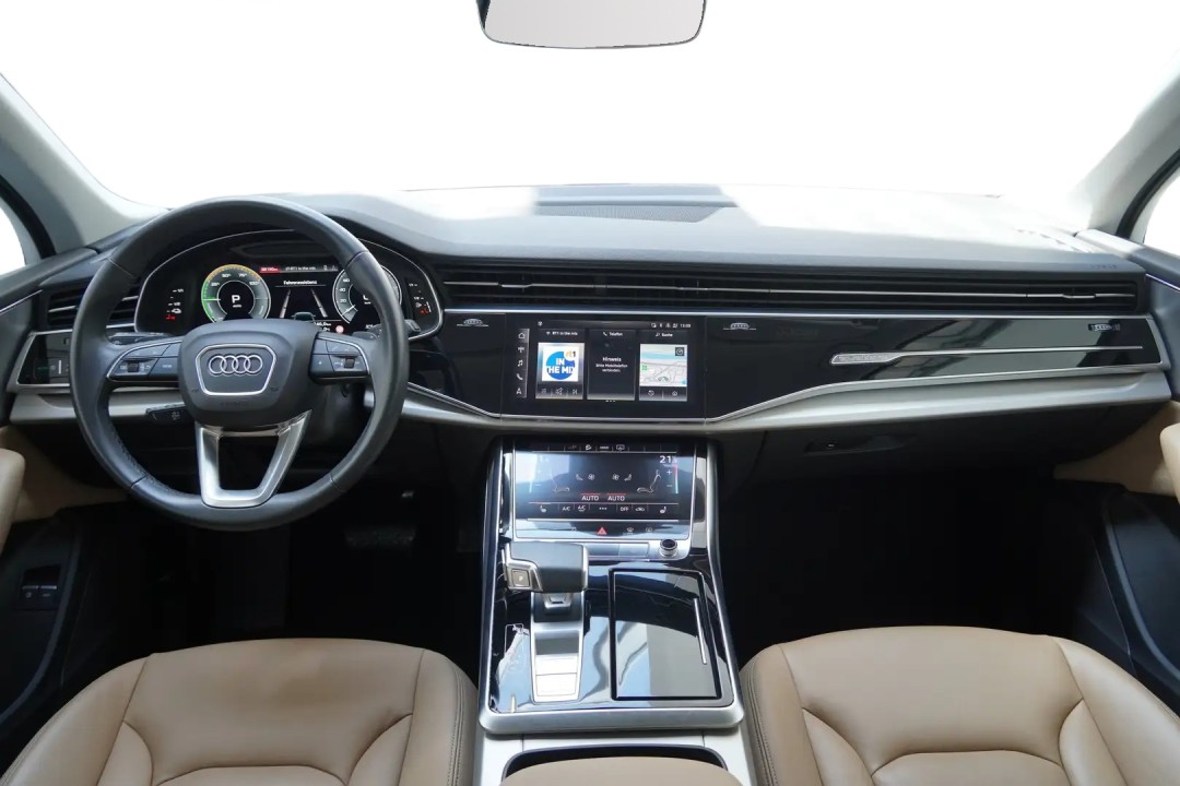 Audi Q7 55 TFSIe quattro - foto 8