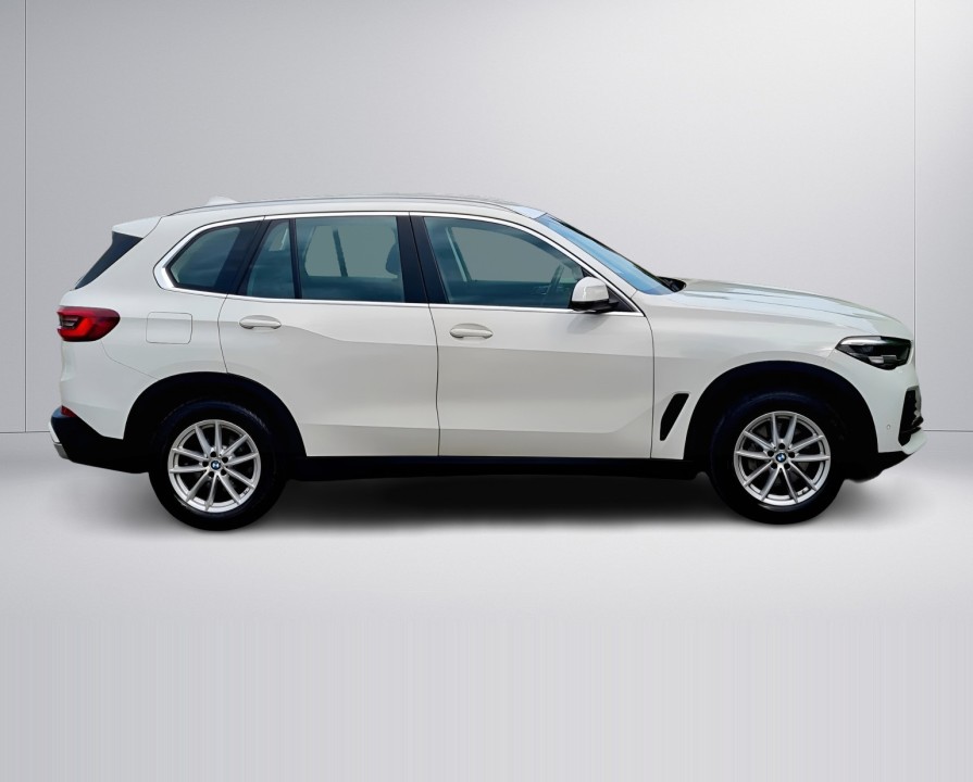 BMW X5 xDrive25d (2)