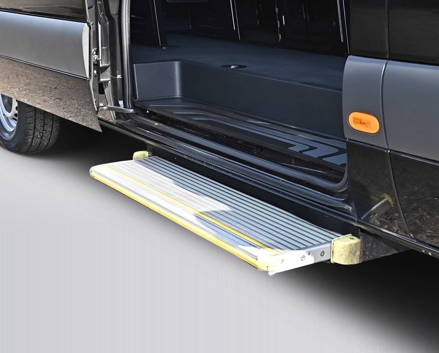 Mercedes-Benz Sprinter 317 CDI Tourer Lang - foto 21