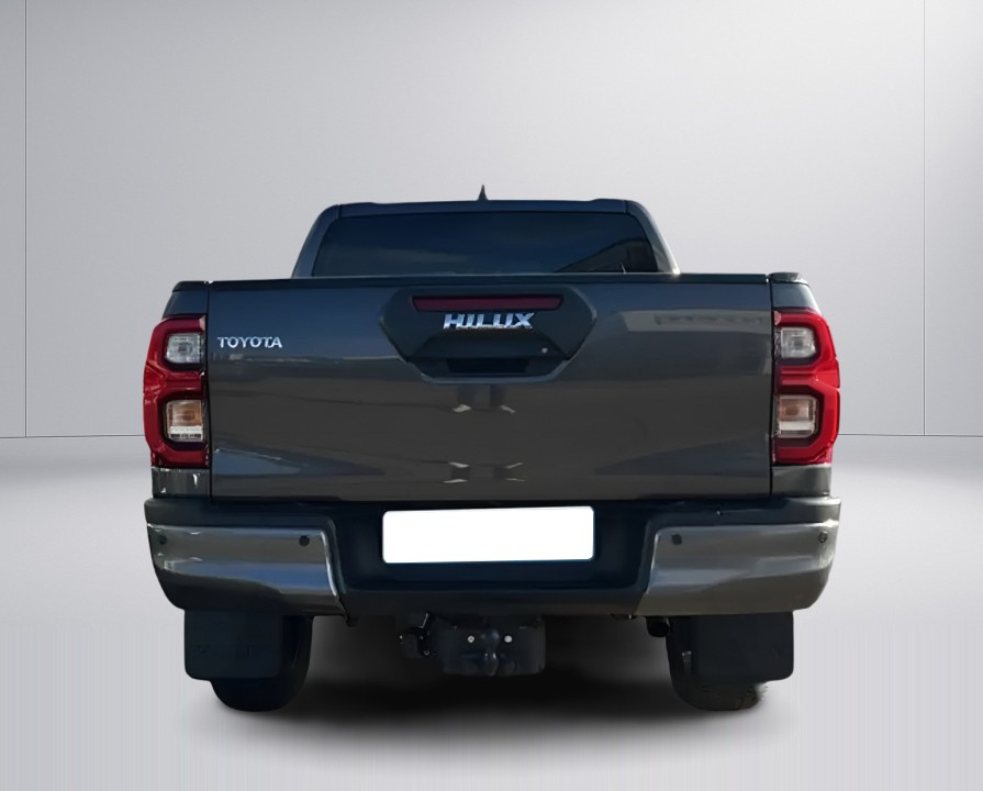 Toyota Hilux Double Cab Invincible (4)