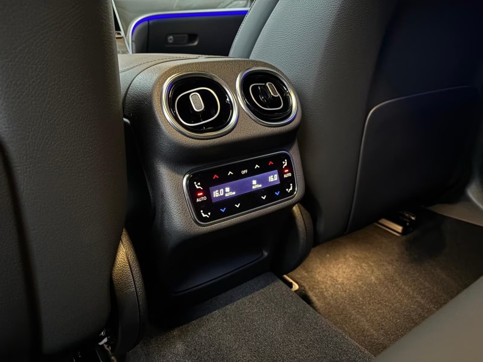 Mercedes-Benz GLC Coupe 400e 4MATIC AMG - foto 19