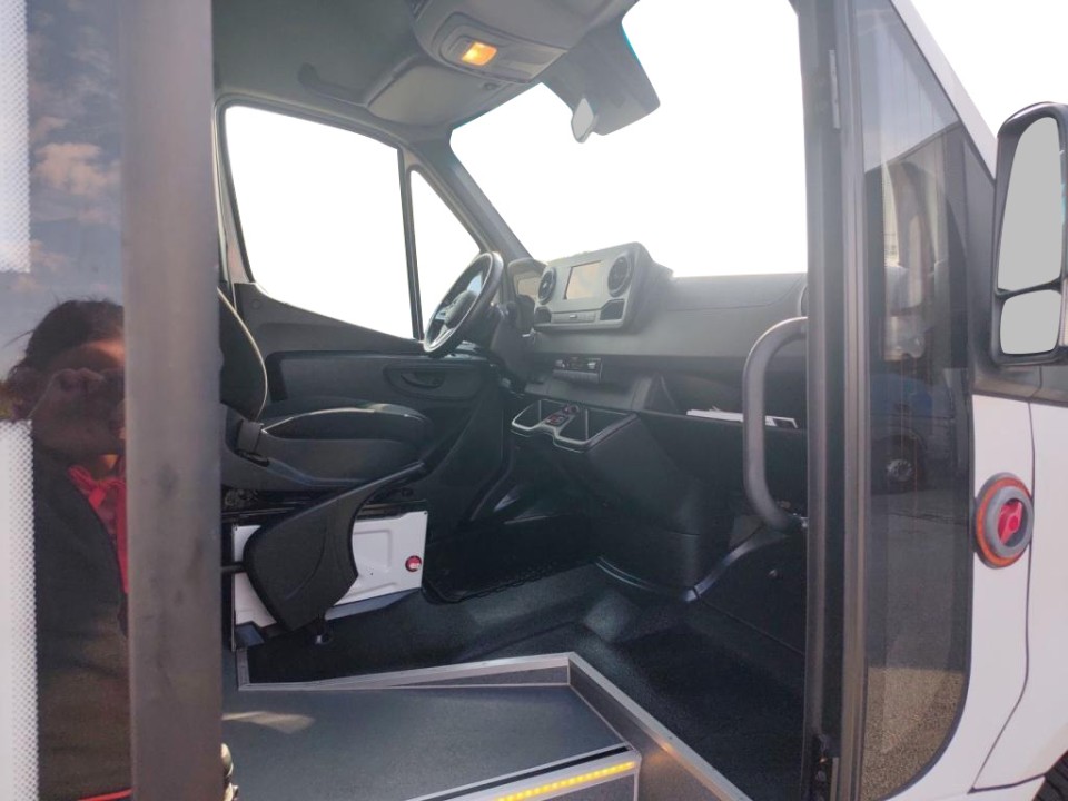 Mercedes-Benz Sprinter 516 - foto 11