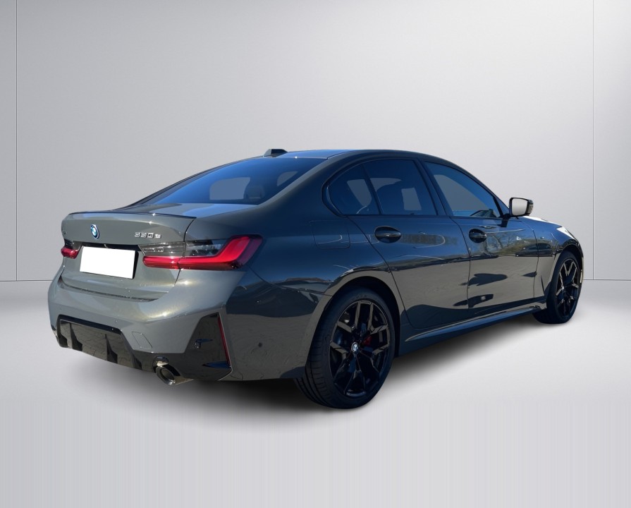 BMW Seria 3 330e xDrive M-Sport (3)