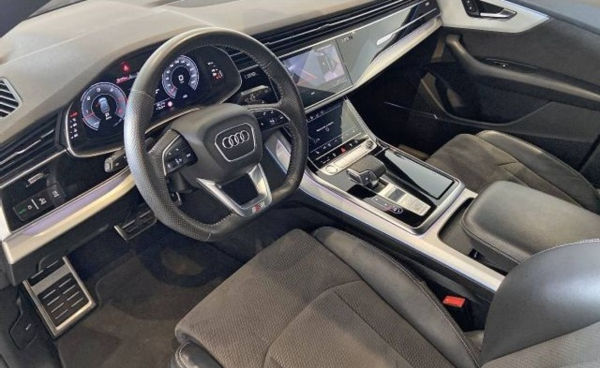 Audi Q8 - foto 7