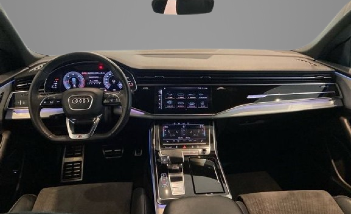 Audi Q8 (5)