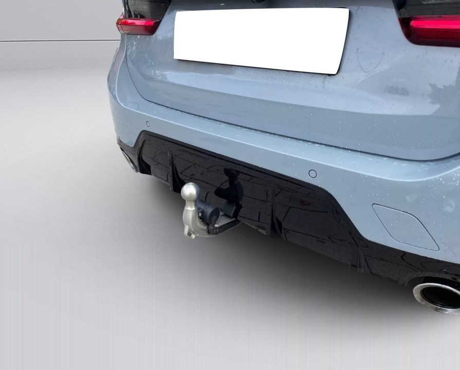 BMW Seria 3 330i xDrive Touring - foto 11