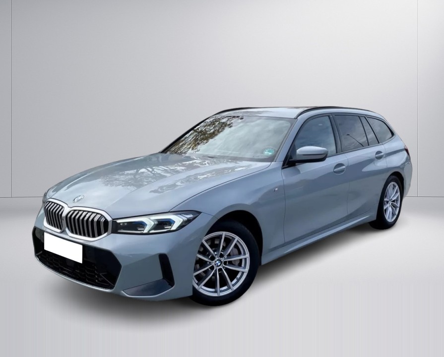 BMW Seria 3 330i xDrive Touring (1)