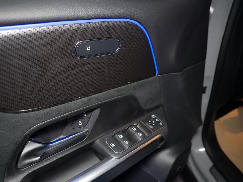 Mercedes-Benz GLB 200d 4MATIC AMG - foto 16