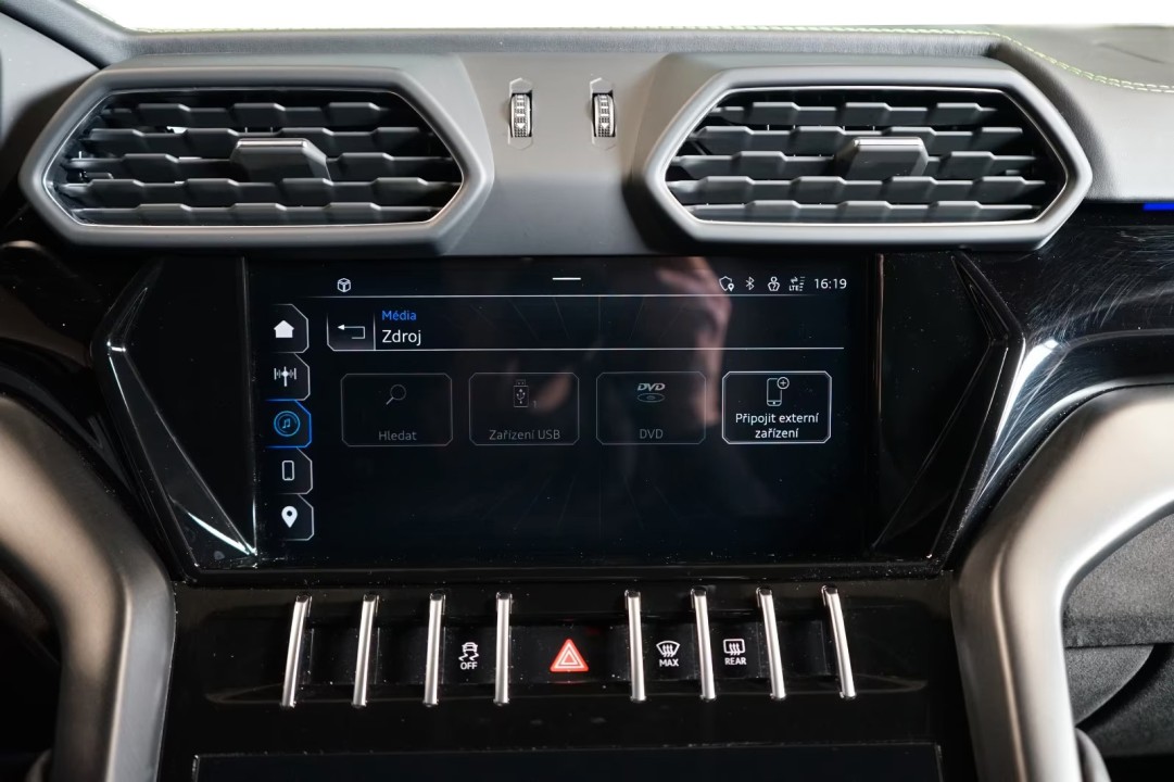 Lamborghini Urus S - foto 20