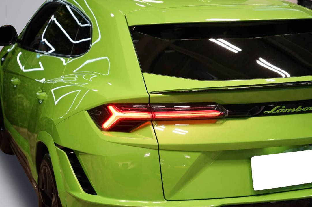 Lamborghini Urus S - foto 36