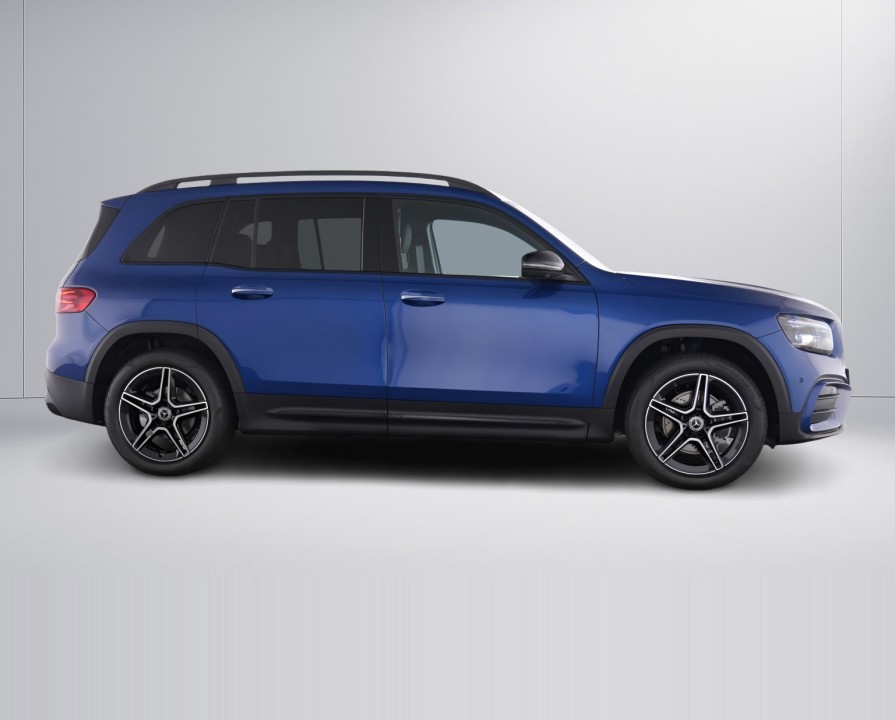 Mercedes-Benz GLB 200 4MATIC AMG Line (5)