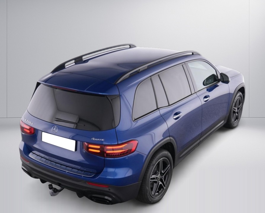 Mercedes-Benz GLB 200 4MATIC AMG Line - foto 7