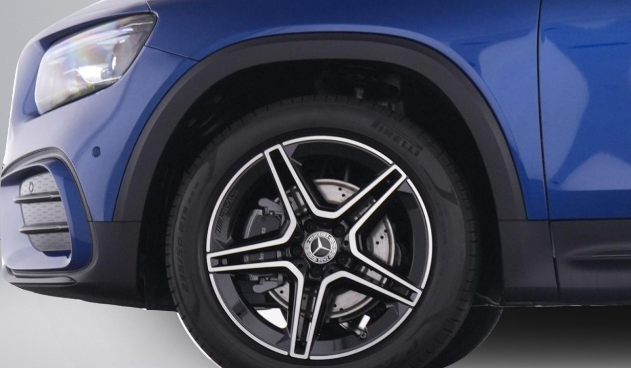 Mercedes-Benz GLB 200 4MATIC AMG Line - foto 19