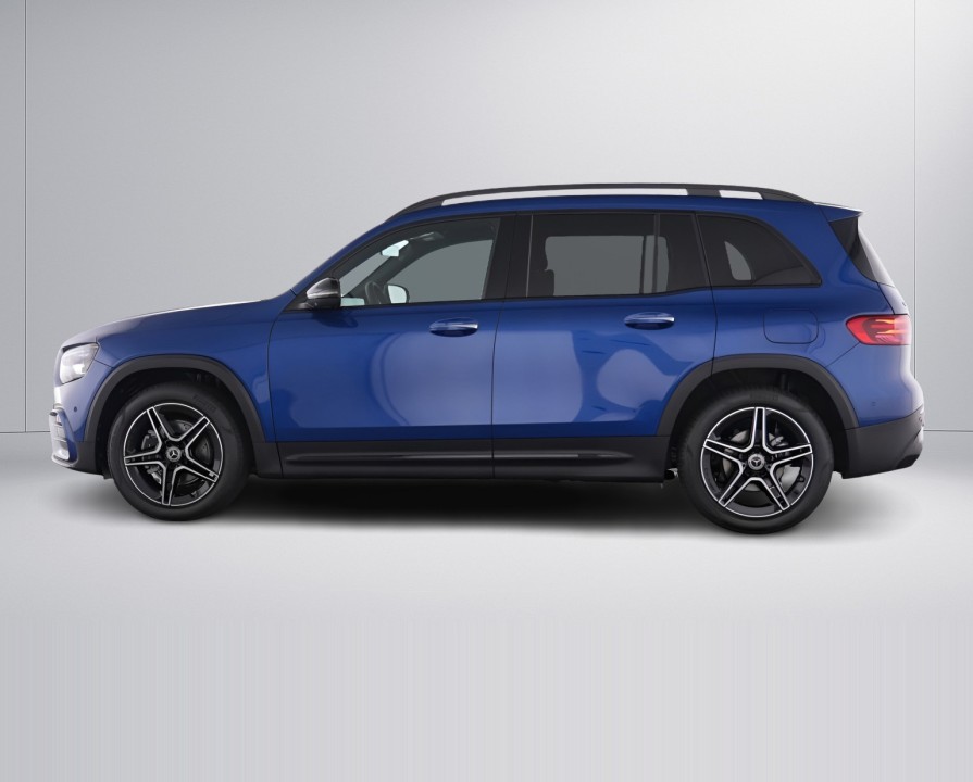 Mercedes-Benz GLB 200 4MATIC AMG Line (3)