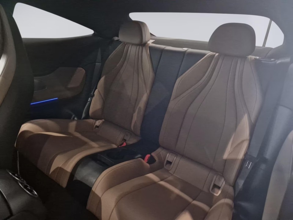 Mercedes-Benz CLE 300 4MATIC AMG Line - foto 8