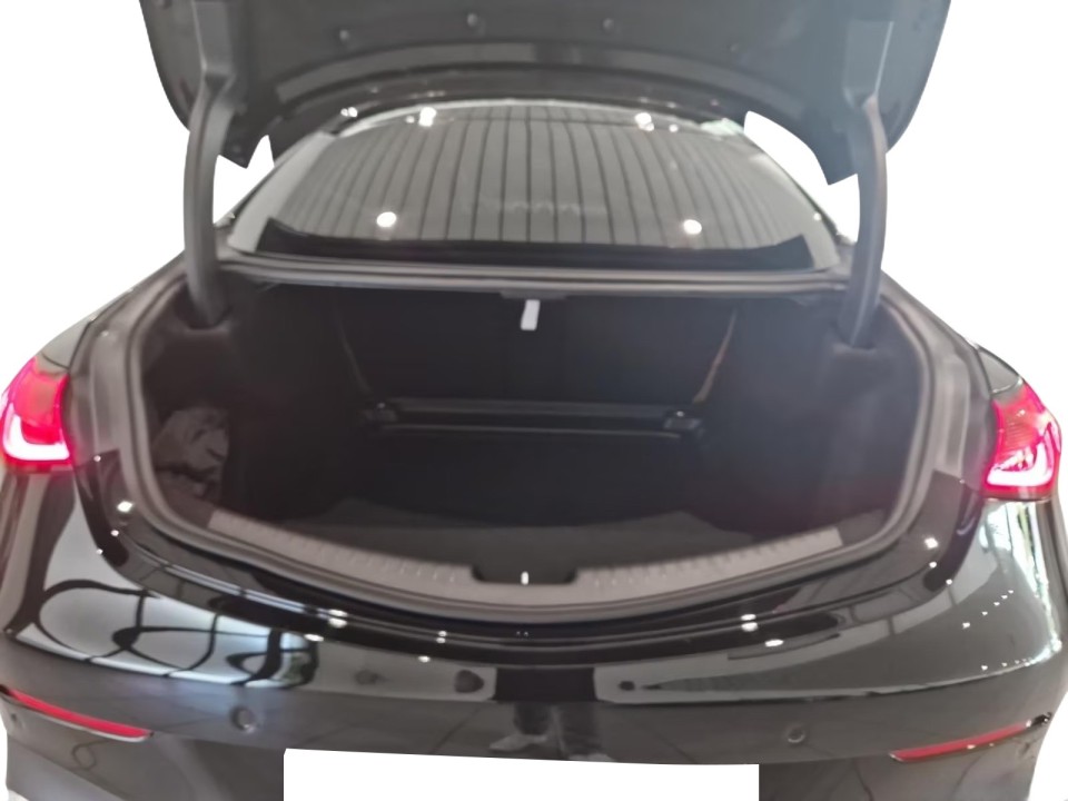 Mercedes-Benz CLE 300 4MATIC AMG Line - foto 11