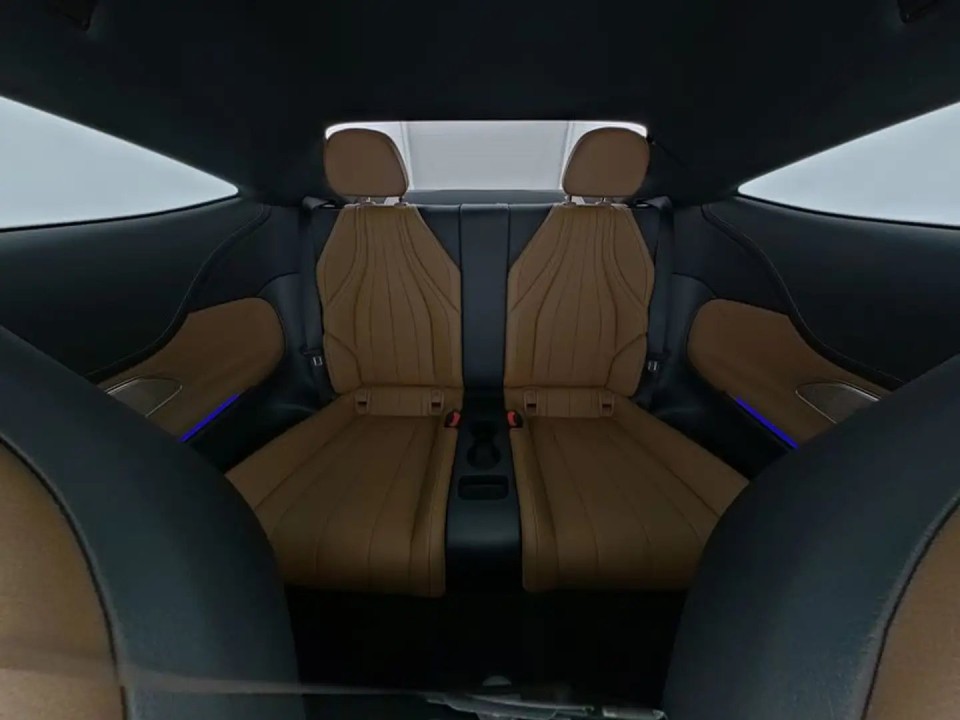 Mercedes-Benz CLE 300 4MATIC AMG - foto 7