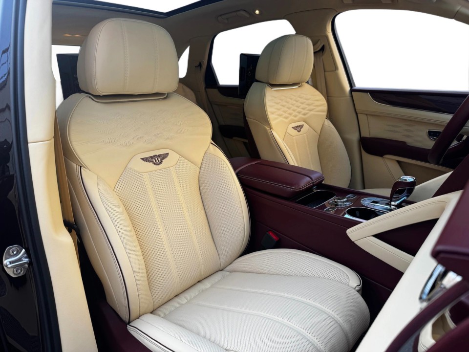 Bentley Bentayga Azure - foto 9