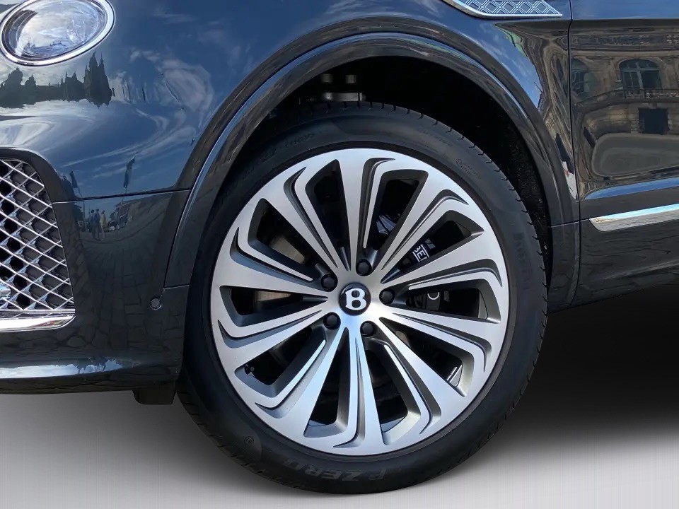 Bentley Bentayga Atelier Edition - foto 21