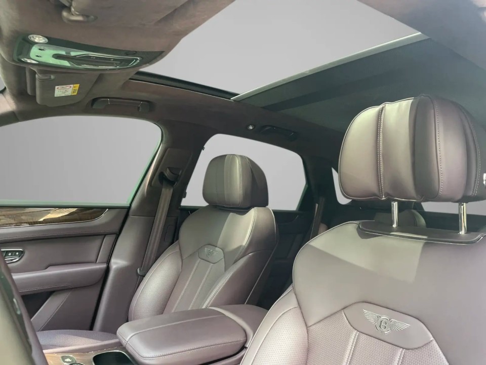 Bentley Bentayga - foto 16
