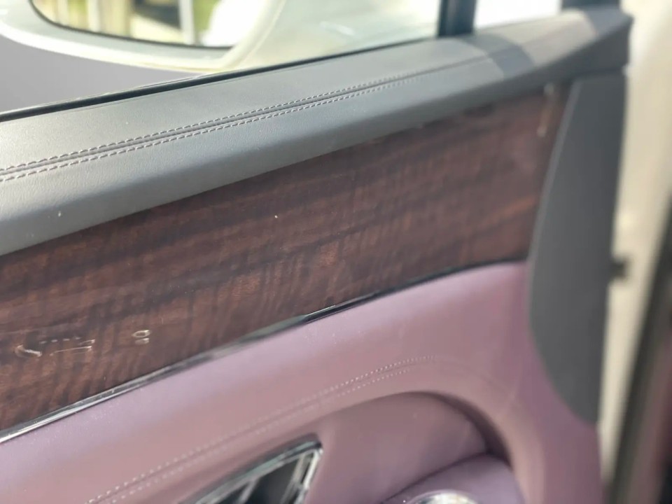 Bentley Bentayga - foto 23