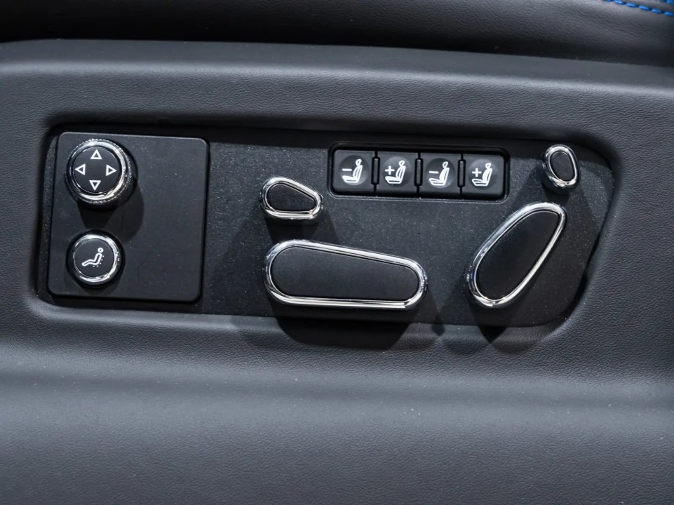 Bentley Bentayga - foto 15