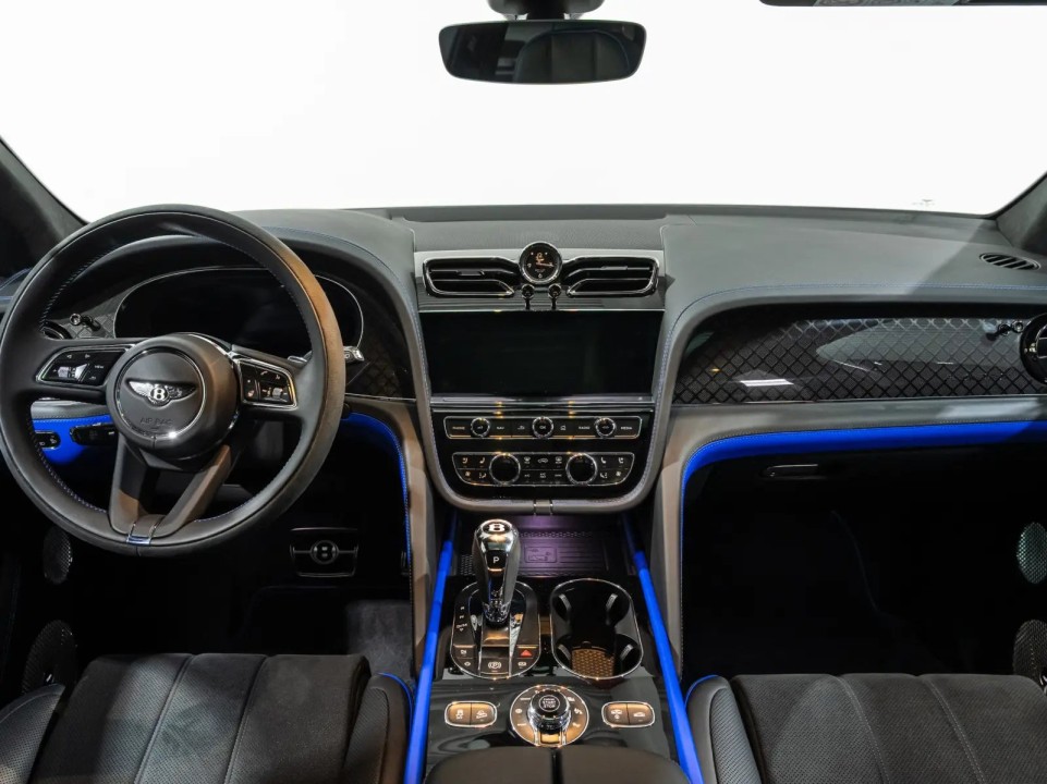 Bentley Bentayga - foto 8