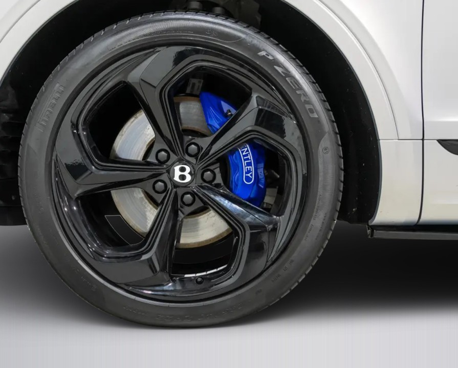Bentley Bentayga - foto 23