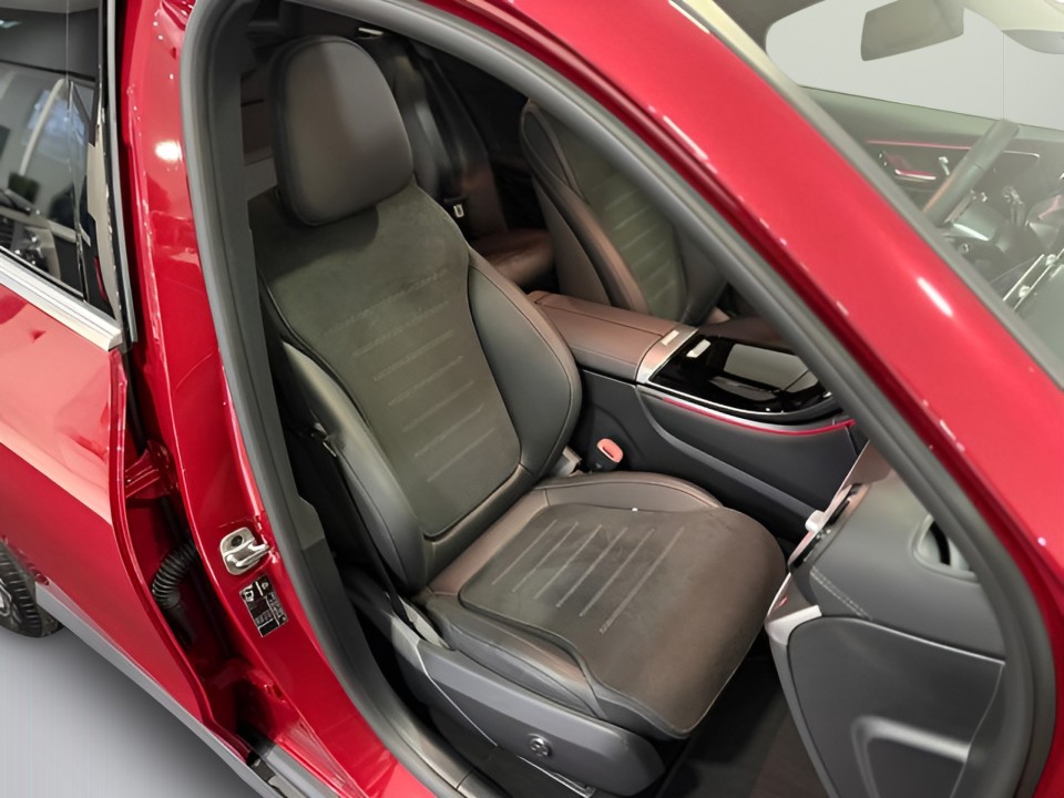 Mercedes-Benz GLC 300d 4MATIC AMG - foto 21