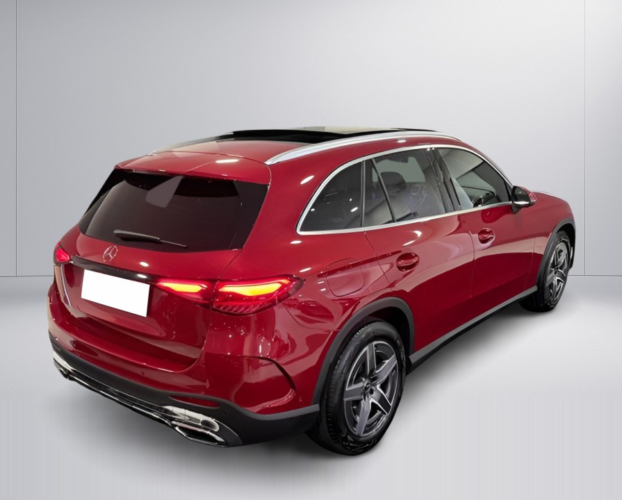 Mercedes-Benz GLC 300d 4MATIC AMG (3)