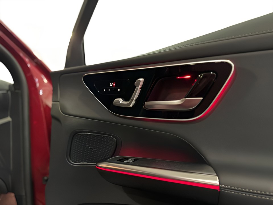 Mercedes-Benz GLC 300d 4MATIC AMG - foto 39