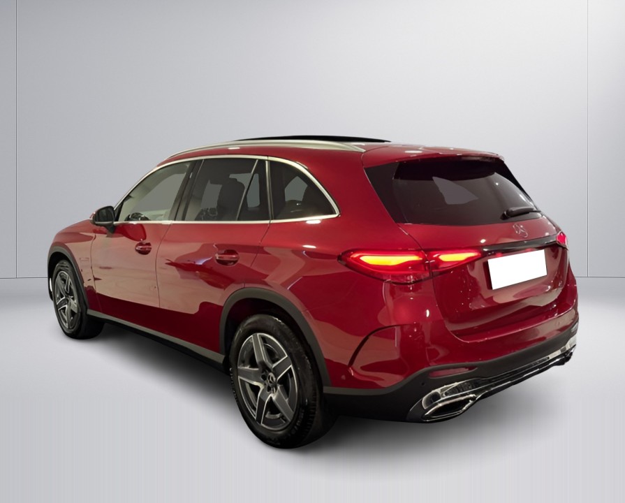 Mercedes-Benz GLC 300d 4MATIC AMG - foto 7