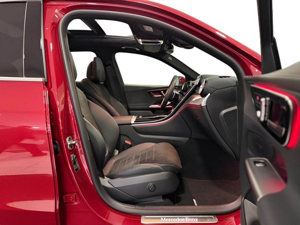 Mercedes-Benz GLC 300d 4MATIC AMG - foto 17