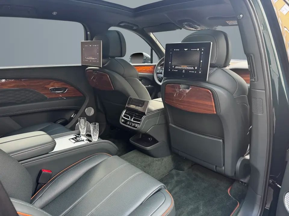 Bentley Bentayga Azure - foto 14