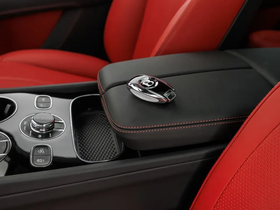 Bentley Bentayga S - foto 20