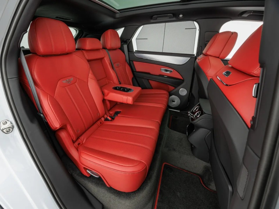 Bentley Bentayga S - foto 19