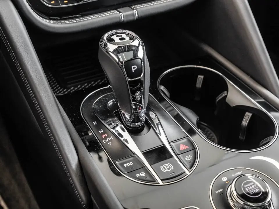 Bentley Bentayga - foto 11