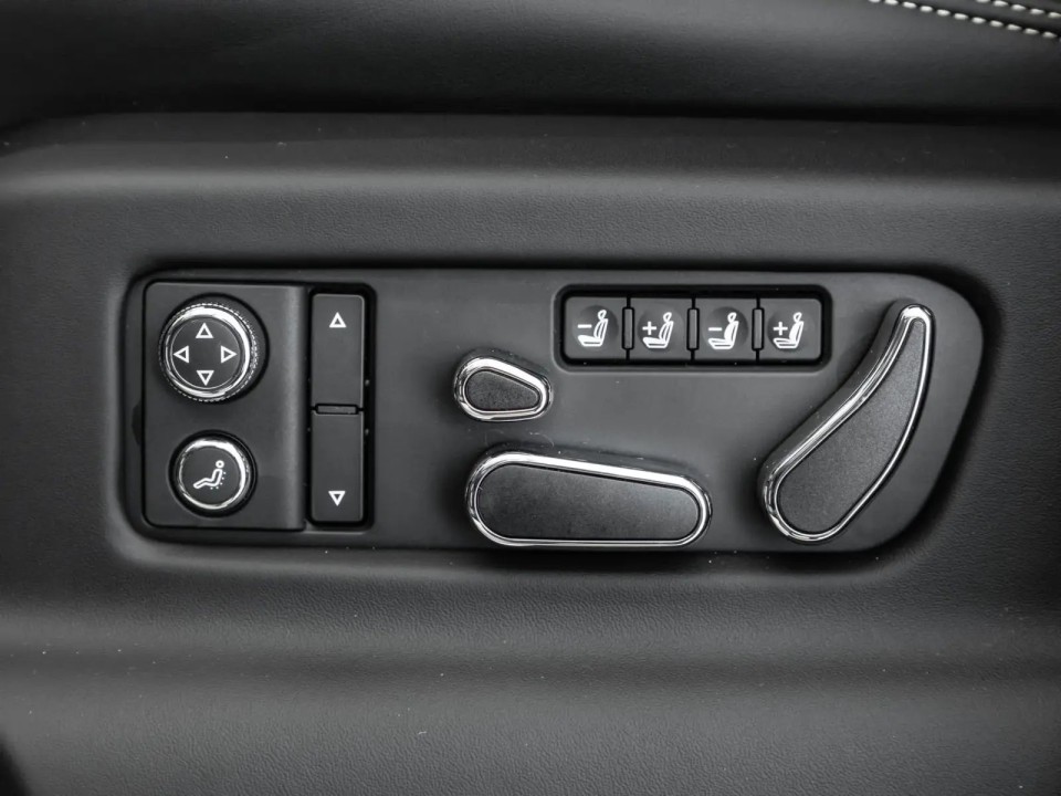 Bentley Bentayga - foto 22