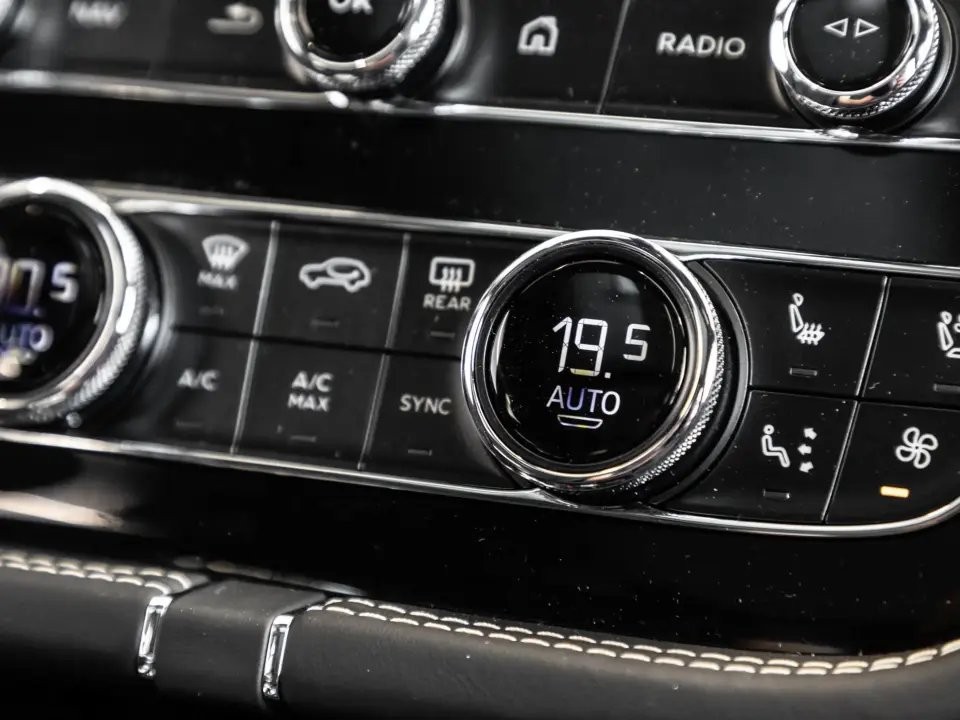 Bentley Bentayga - foto 13