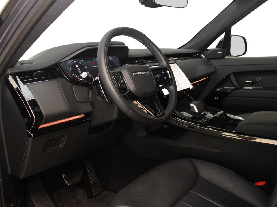 Land Rover Range Rover Sport D300 SE (4)