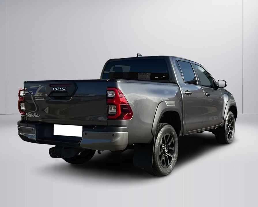 Toyota Hilux Double Cab Invincible (3)