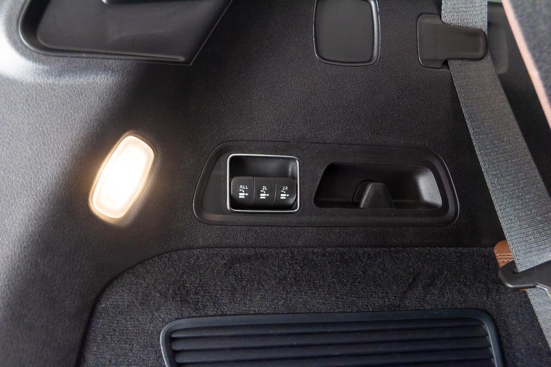 Mercedes-Benz GLS 450d 4MATIC - foto 26