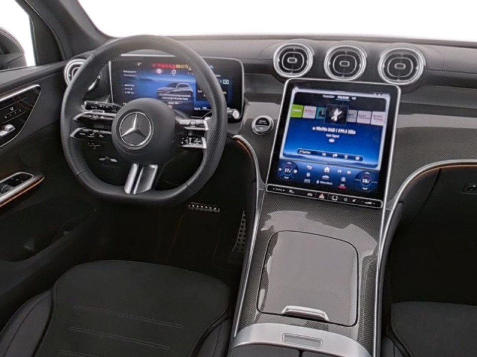 Mercedes-Benz GLC 300 4MATIC AMG Line (5)