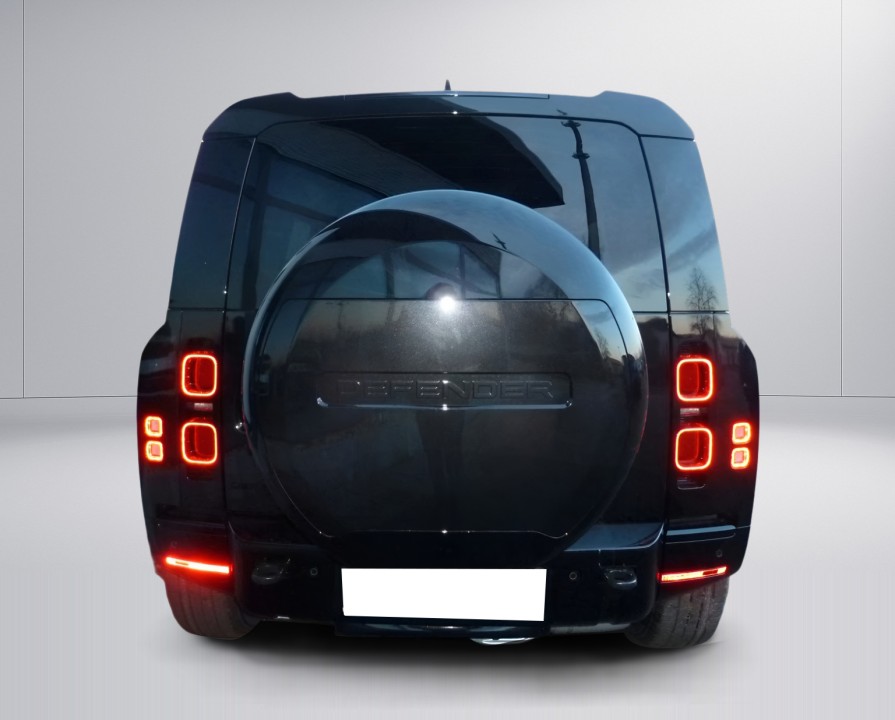 Land Rover Defender P300e HSE (5)