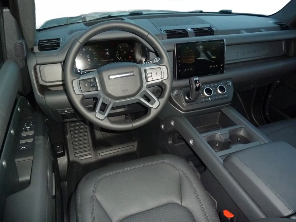 Land Rover Defender P300e HSE - foto 7