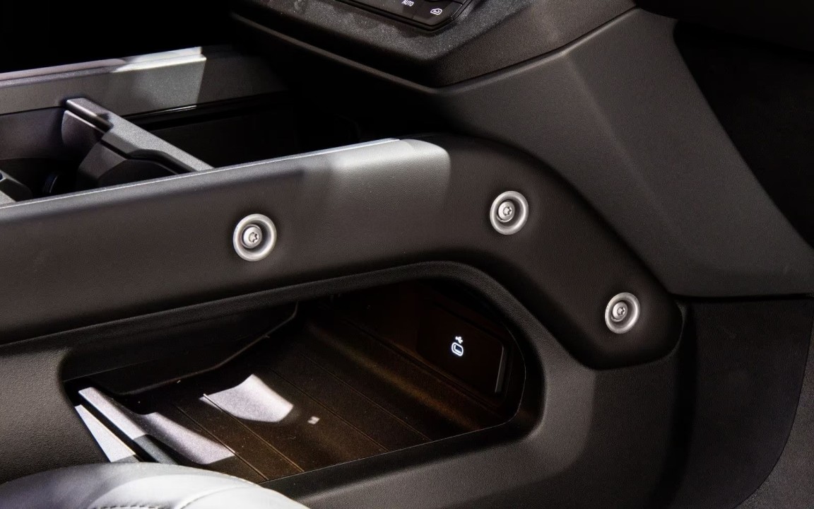 Land Rover Defender P300e HSE - foto 16