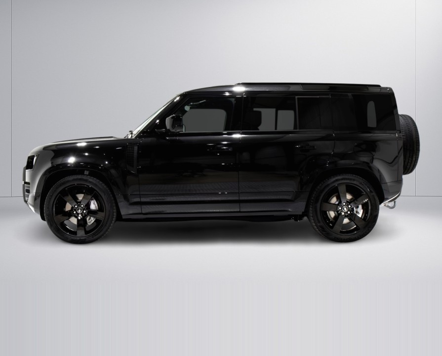 Land Rover Defender P300e HSE (4)